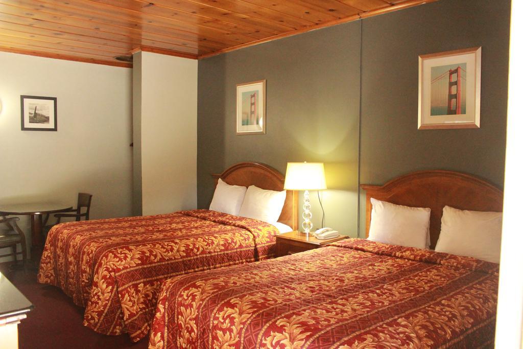 Budget Inn -Ирека Екстериор снимка